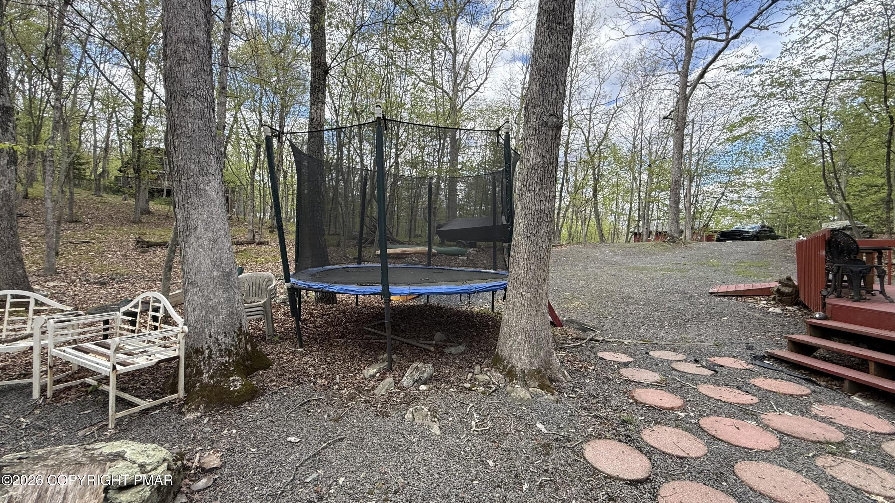 5933 Decker Road Bushkill, PA 18324 - Photo 7 of 47 8