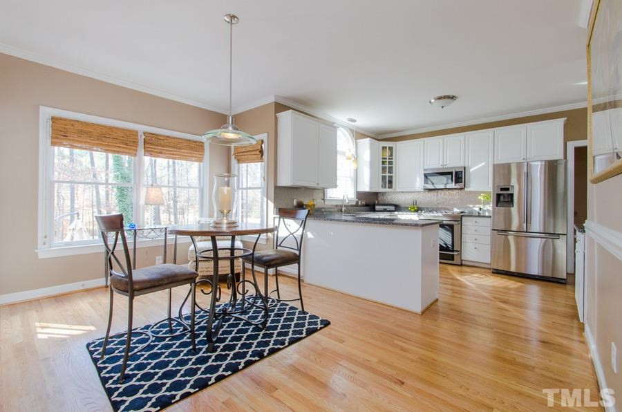 2613 Sunnystone Way Raleigh, NC 27613 - Photo 8 of 25 Breakfast Area