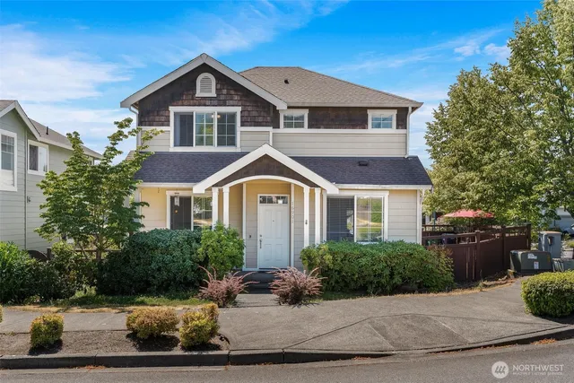 $744,990 | 16901 Woodside Drive Southeast, Renton, WA 98058