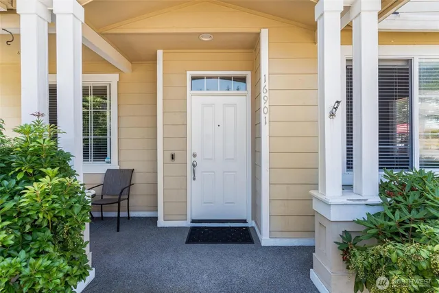 $744,990 | 16901 Woodside Drive Southeast, Renton, WA 98058