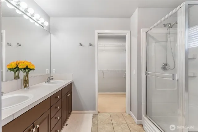 $744,990 | 16901 Woodside Drive Southeast, Renton, WA 98058