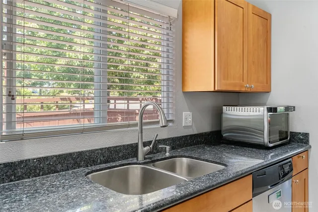 $744,990 | 16901 Woodside Drive Southeast, Renton, WA 98058