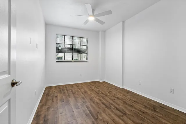 $4,400 | 233 South Federal Highway, Unit 208, Boca Raton, FL 33432