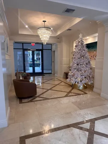 $4,400 | 233 South Federal Highway, Unit 208, Boca Raton, FL 33432