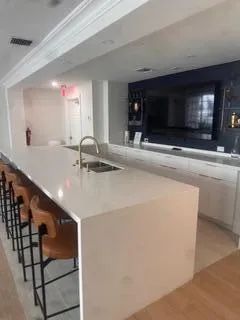 $4,400 | 233 South Federal Highway, Unit 208, Boca Raton, FL 33432