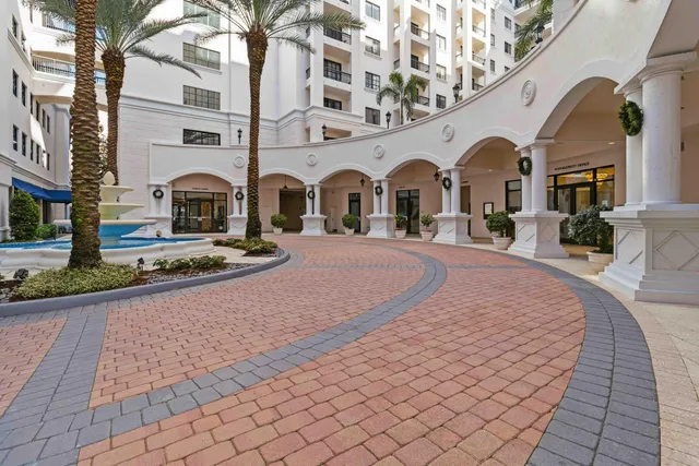 $4,100 | 233 South Federal Highway, Unit 208, Boca Raton, FL 33432