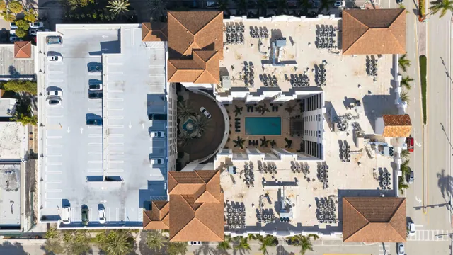 $4,100 | 233 South Federal Highway, Unit 208, Boca Raton, FL 33432