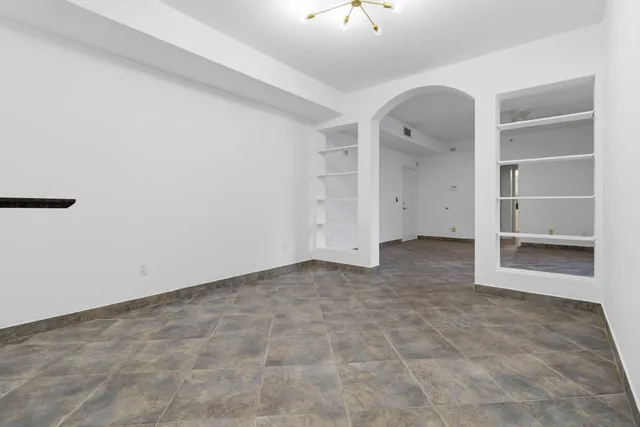 $4,100 | 233 South Federal Highway, Unit 208, Boca Raton, FL 33432