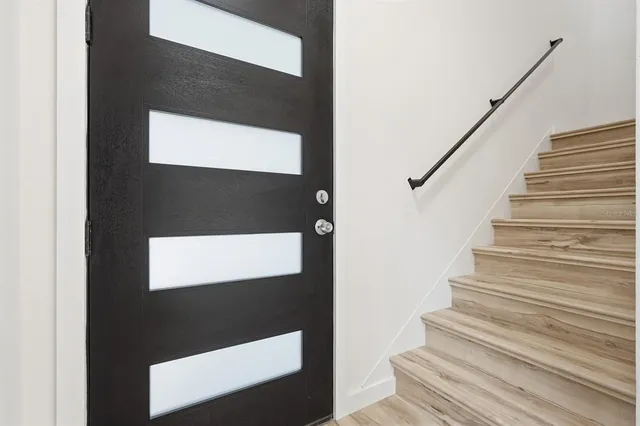 a view of a hallway with closet