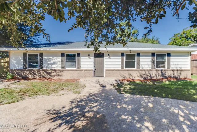 $179,500 | 1114 Leigh Street, Long Beach, MS 39560