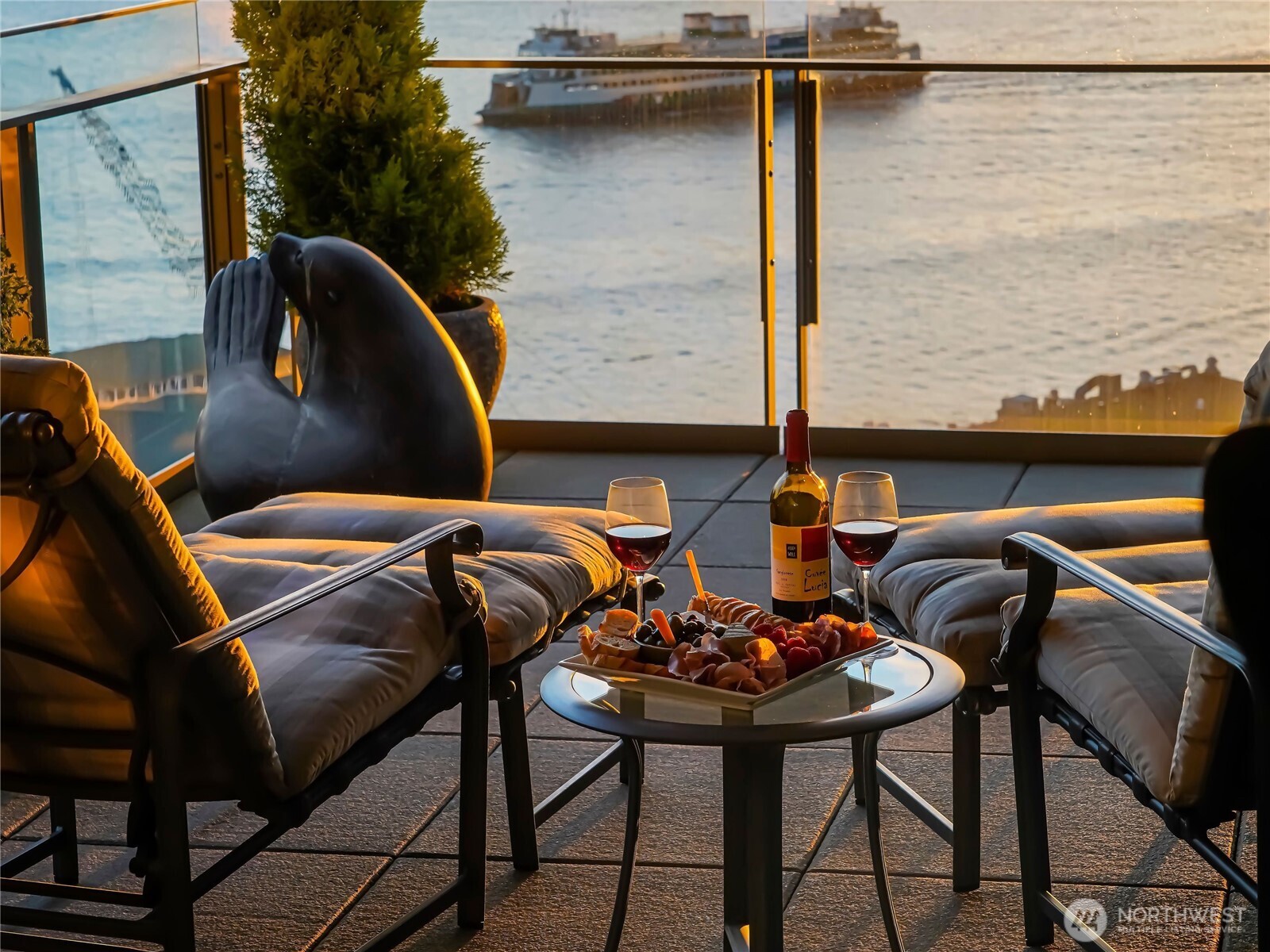 99 Union Street, Unit 1102 Seattle, WA 98101 - Photo 18 of 36