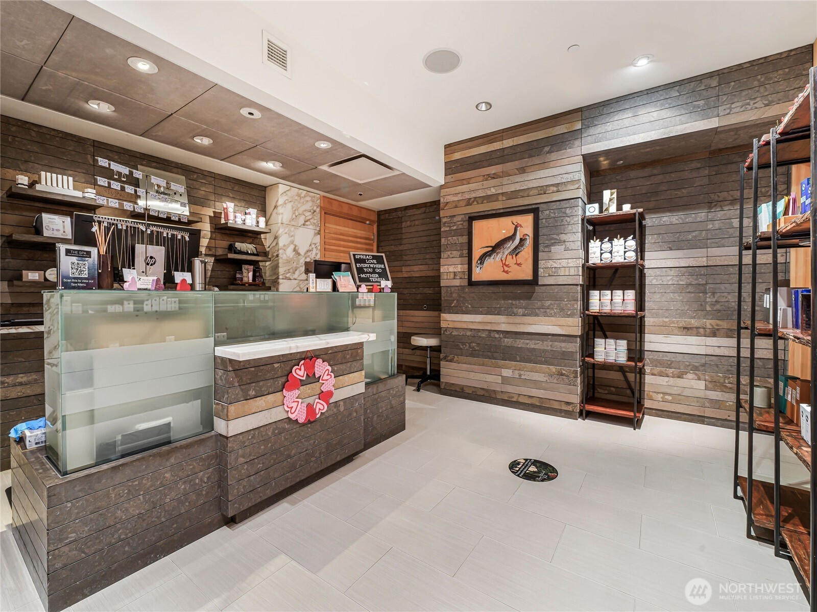 99 Union Street, Unit 1102 Seattle, WA 98101 - Photo 31 of 36