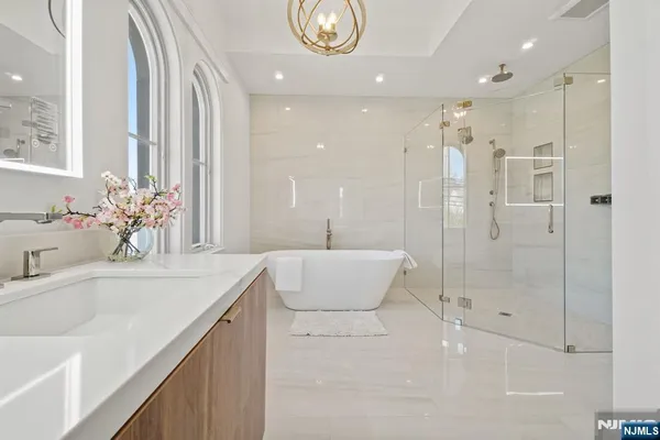 $3,325,000 | 982 Closter Dock Road, Alpine, NJ 07620