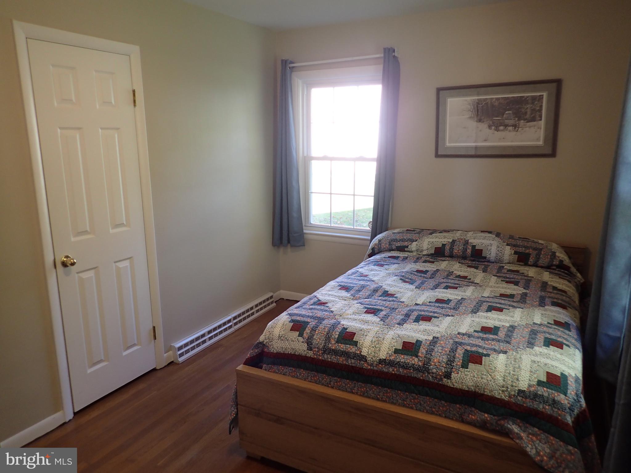 19728 Longmeadow Road Hagerstown, MD 21742 - Photo 15 of 28 1st Floor Bedroom