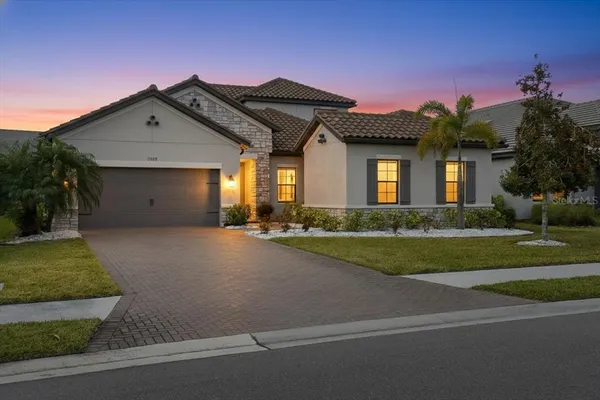 $870,000 | 2028 Woodleaf Hammock Court, Bradenton, FL 34211
