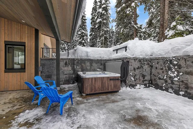 $2,595,000 | 100 Sugarloaf Place, Donnelly, ID 83615