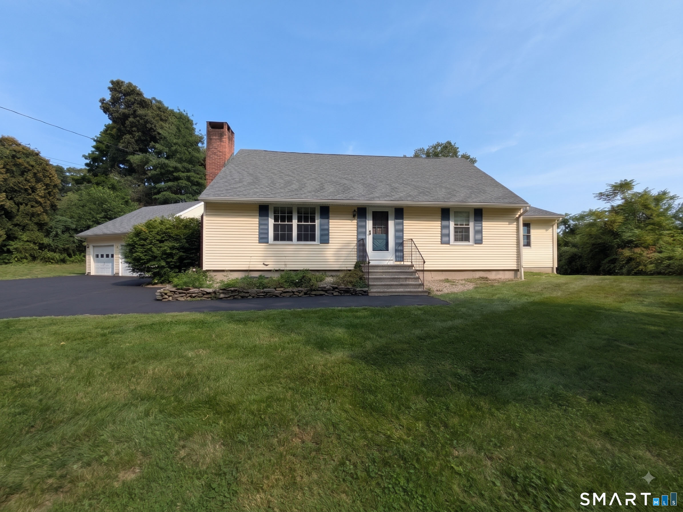 261 Coram Road Shelton, CT 06484 - Photo 1 of 25 Gallery Image 1