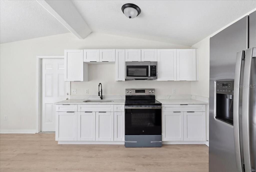 2515 Hebb Road Auburndale, FL 33823 - Photo 14 of 27 Gallery Image 14
