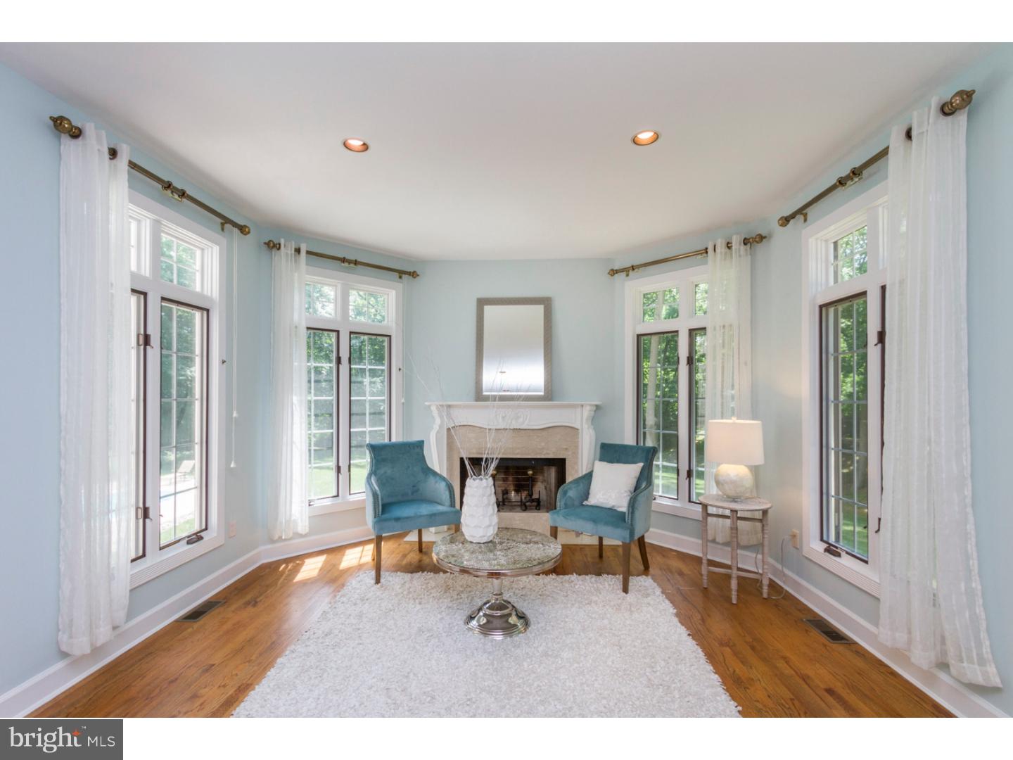 202 South Radnor Chester Road Villanova, PA 19085 - Photo 7 of 25 Living Room