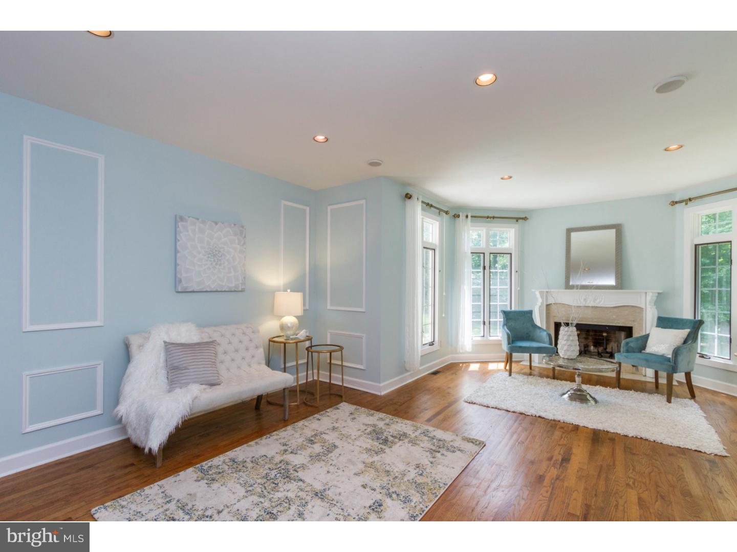 202 South Radnor Chester Road Villanova, PA 19085 - Photo 8 of 25 Living Room