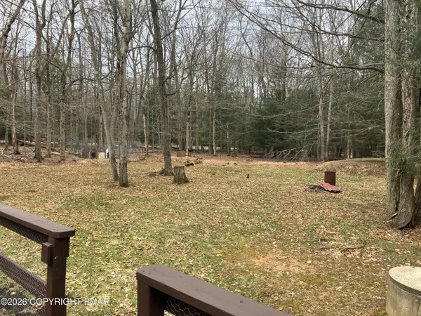 $2,295 | 70 Laurel Woods Circle, Albrightsville, PA 18210