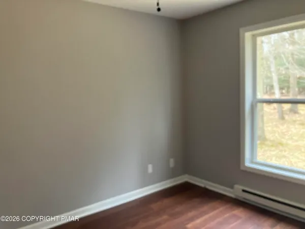 $2,295 | 70 Laurel Woods Circle, Albrightsville, PA 18210