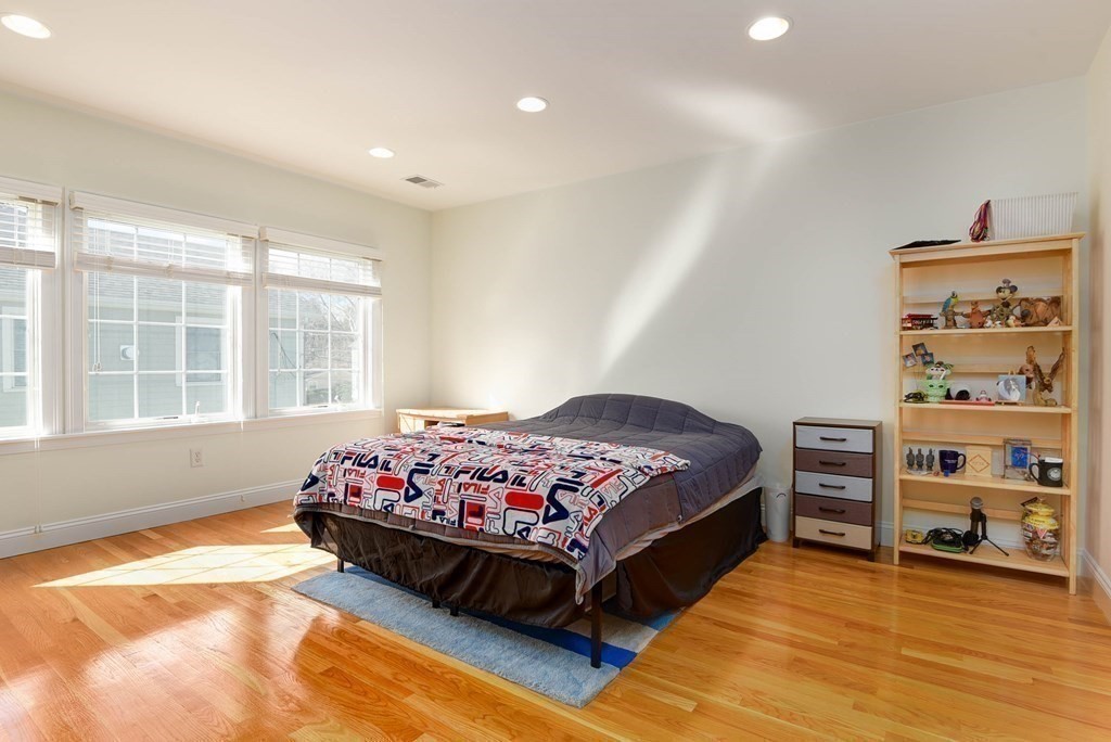 208 Valley Road Needham, MA 02492 - Photo 27 of 42 Gallery Image 27