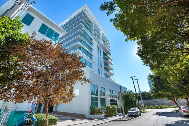 $3,490 | 1600 Southwest 1st Avenue, Unit 412, Miami, FL 33129