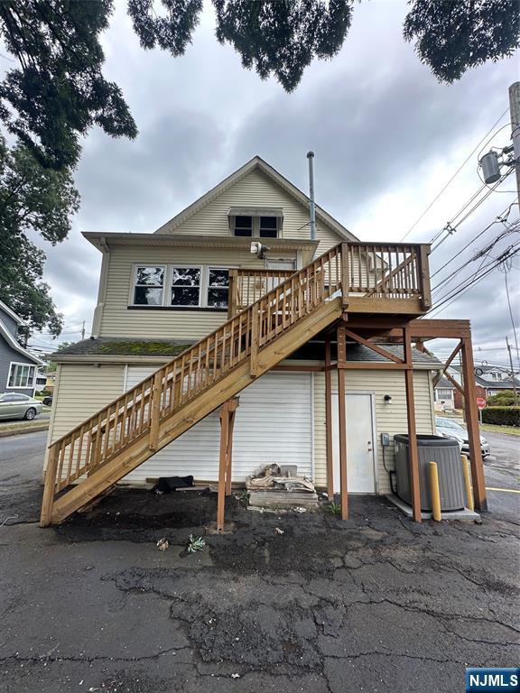 213 Van Winkle Avenue Hawthorne, NJ 07506 - Photo 2 of 7