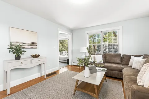 $1,599,000 | 21 Howe Street, Wellesley, MA 02482