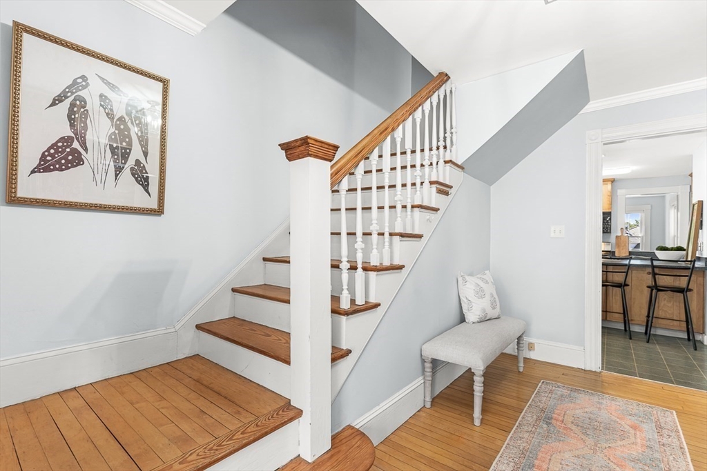 21 Howe Street Wellesley, MA 02482 - Photo 5 of 35