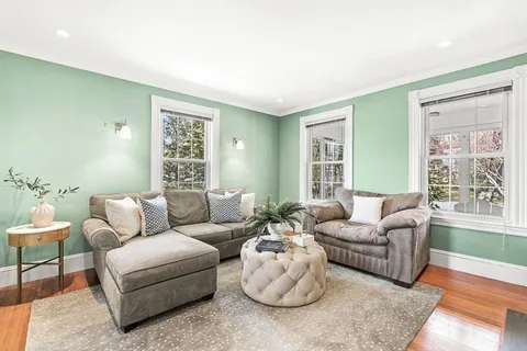 $1,599,000 | 21 Howe Street, Wellesley, MA 02482