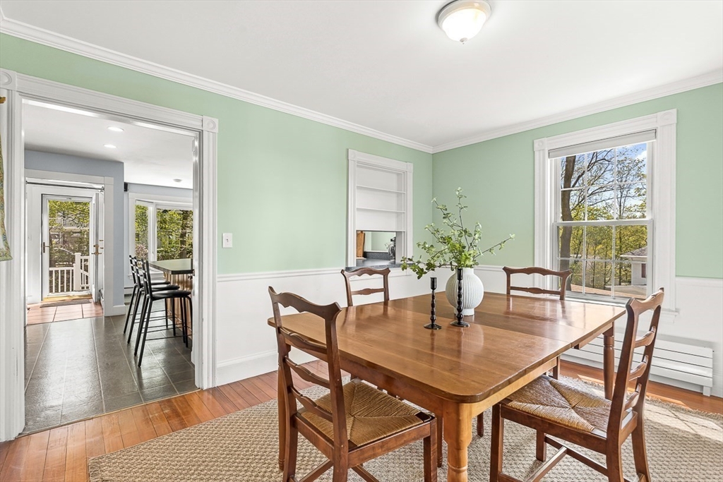 21 Howe Street Wellesley, MA 02482 - Photo 9 of 35