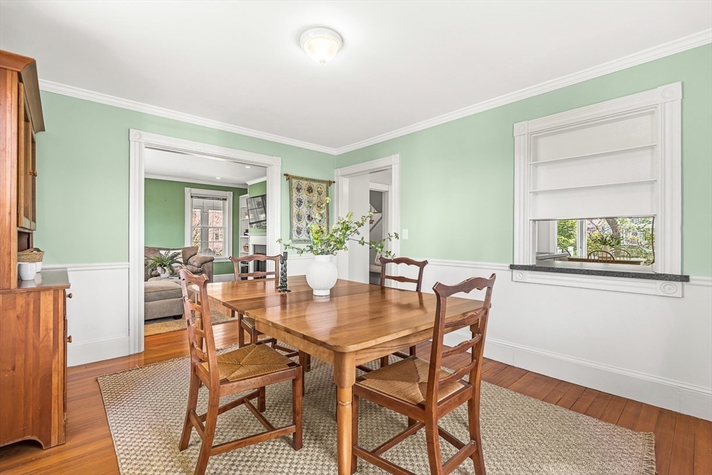 21 Howe Street Wellesley, MA 02482 - Photo 10 of 35
