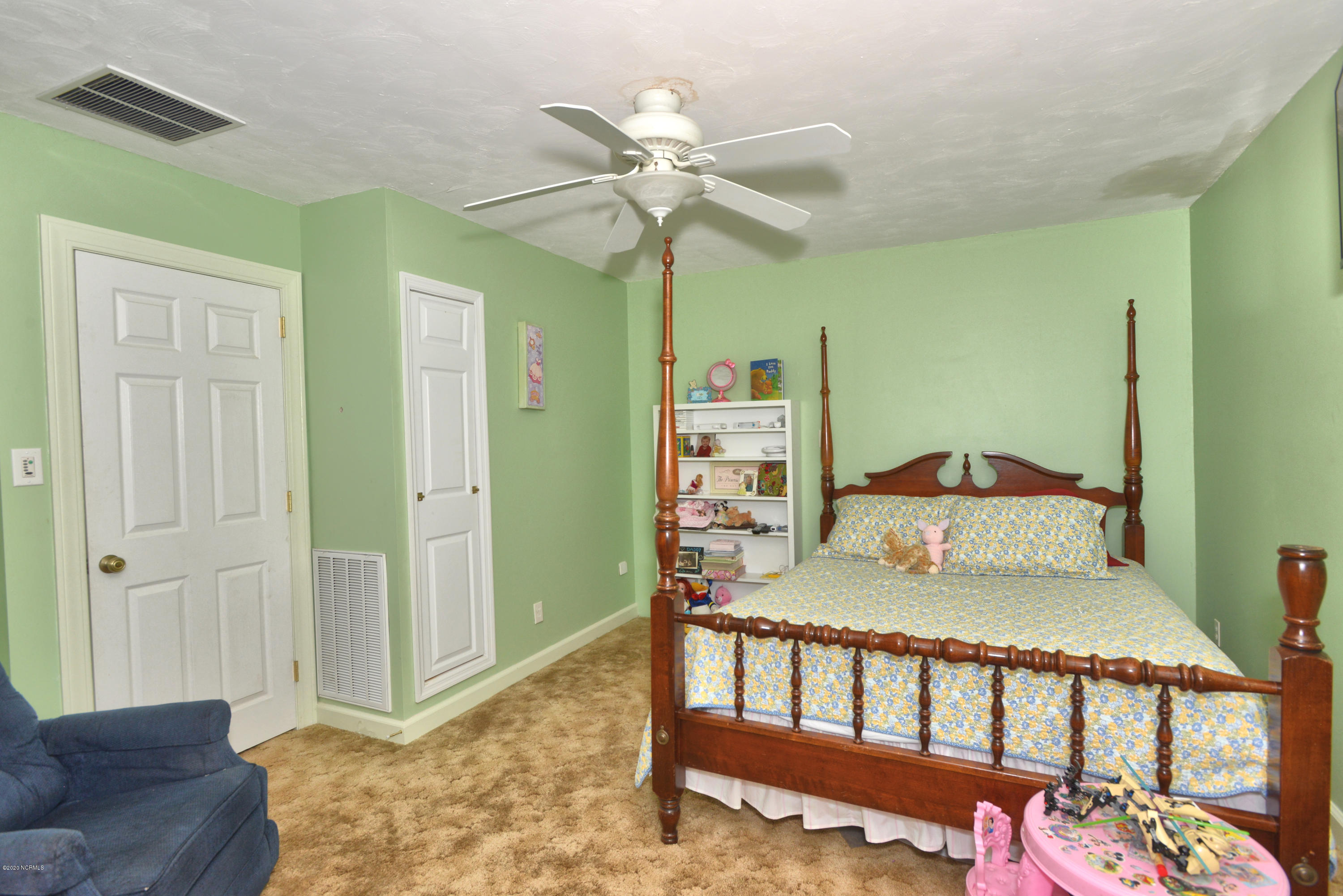 3110 Seth West Road Kinston, NC 28501 - Photo 19 of 27 08_bed3_8948