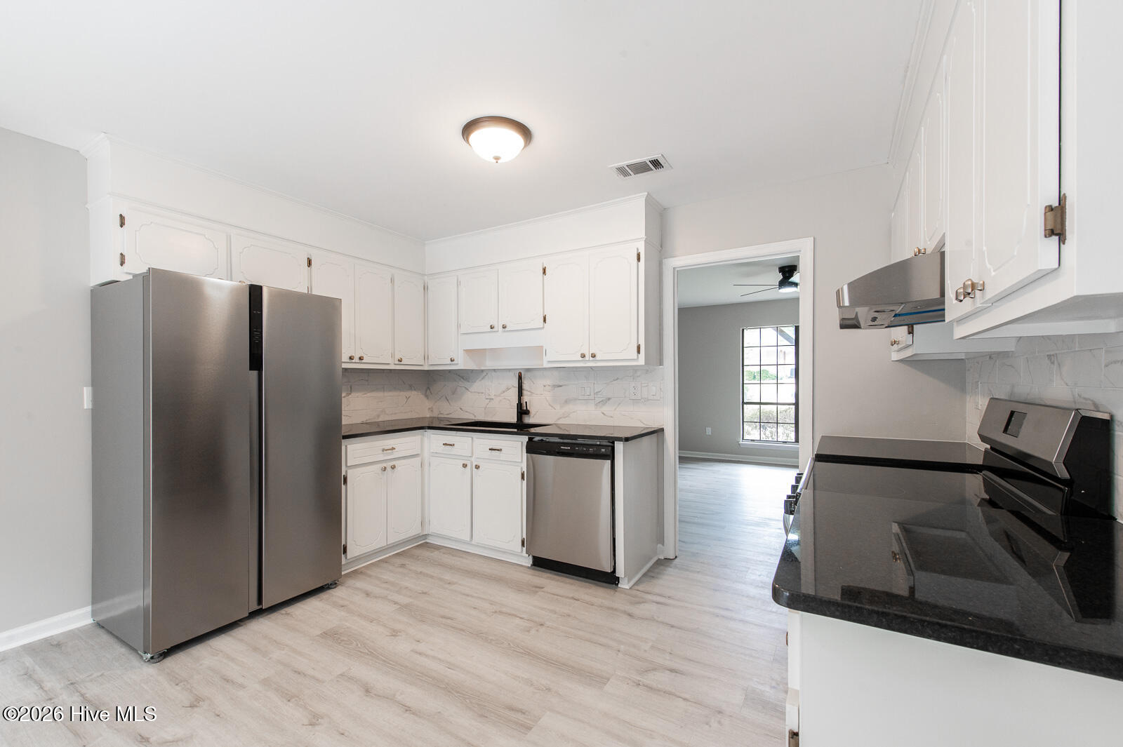 2650 Barclay Road Hephzibah, GA 30815 - Photo 5 of 34 Stainless Steel Appliances!