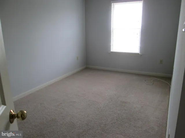 $2,550 | 2004 Travis Point Court, Odenton, MD 21113