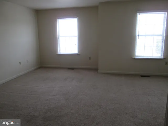 $2,550 | 2004 Travis Point Court, Odenton, MD 21113