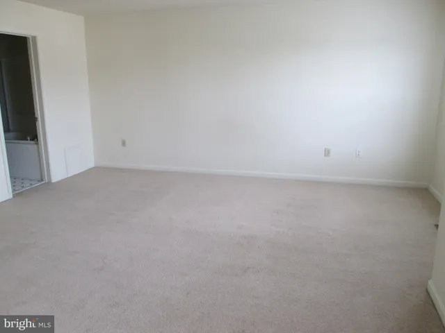 $2,550 | 2004 Travis Point Court, Odenton, MD 21113