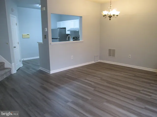 $2,550 | 2004 Travis Point Court, Odenton, MD 21113