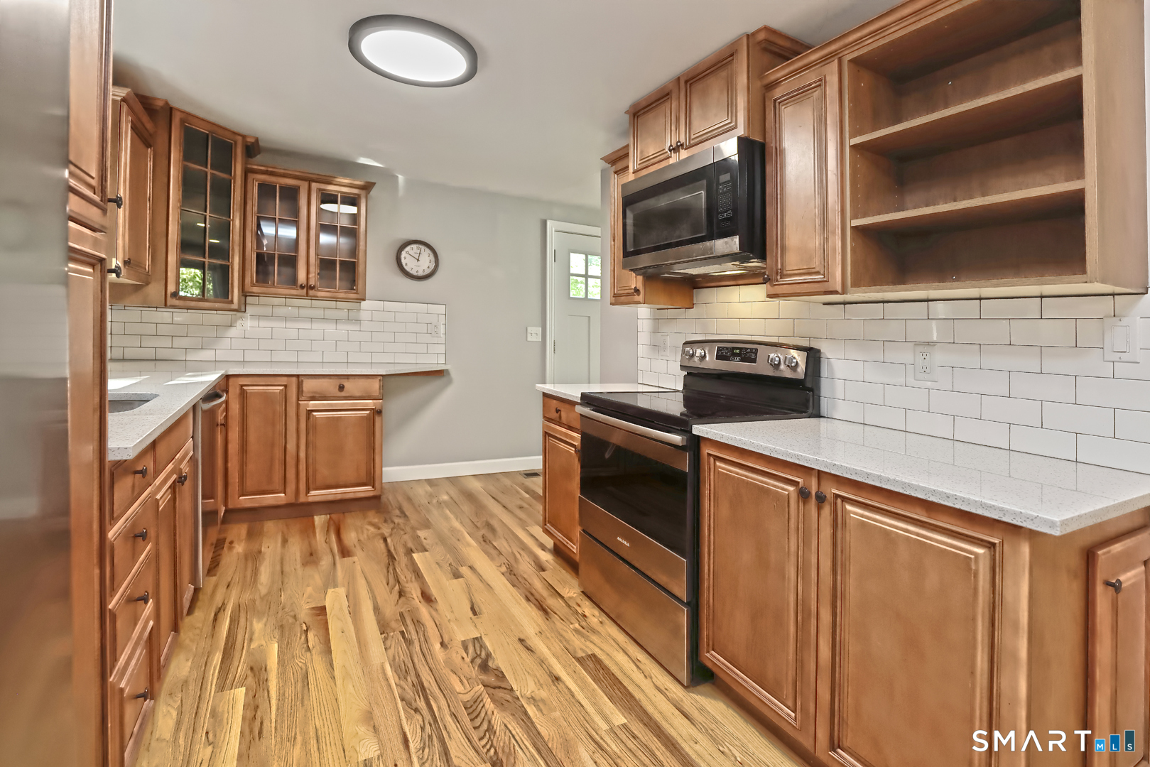 58 Round Hill Road Meriden, CT 06450 - Photo 6 of 27 Gallery Image 6