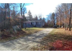 673 Faye Boyden Road Wardsboro, VT 05360 - Photo 2 of 12 Gallery Image 2