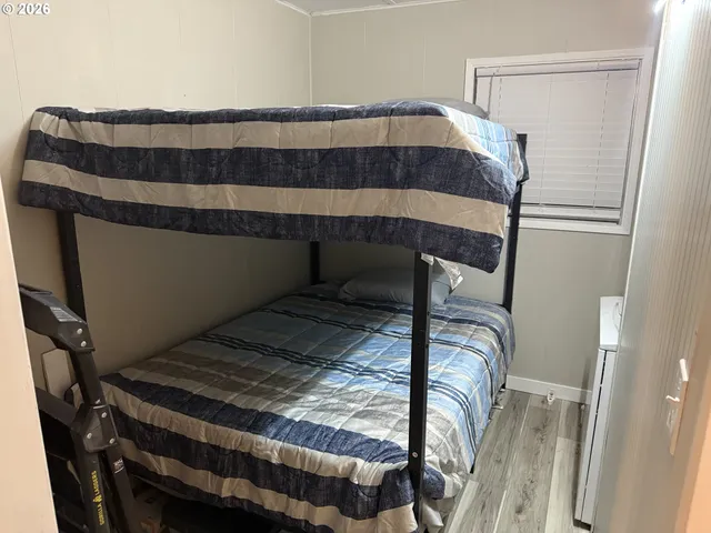 $225,000 | 2637 South Tenmile, Lakeside, OR 97449