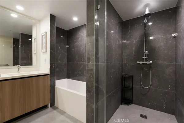 $1,548,000 | 39 South Los Robles Avenue, Unit 3019, Pasadena, CA 91101