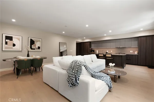 $1,548,000 | 39 South Los Robles Avenue, Unit 3019, Pasadena, CA 91101