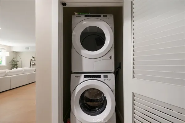 $1,548,000 | 39 South Los Robles Avenue, Unit 3019, Pasadena, CA 91101