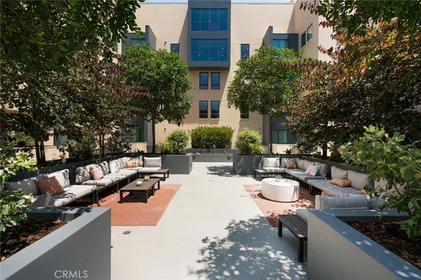 $1,548,000 | 39 South Los Robles Avenue, Unit 3019, Pasadena, CA 91101