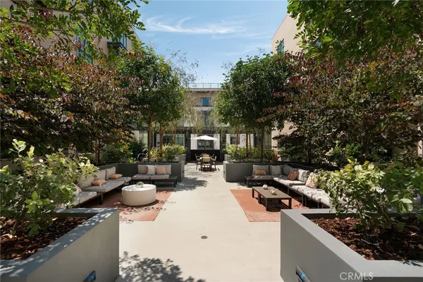 $1,548,000 | 39 South Los Robles Avenue, Unit 3019, Pasadena, CA 91101