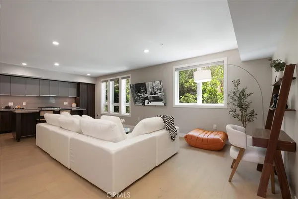 $1,548,000 | 39 South Los Robles Avenue, Unit 3019, Pasadena, CA 91101