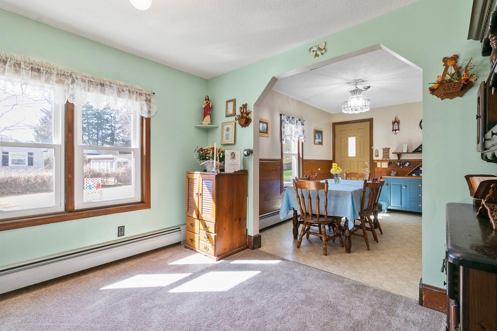 719 Piper Road West Springfield, MA 01089 - Photo 17 of 39